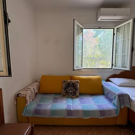 Three Apartment *